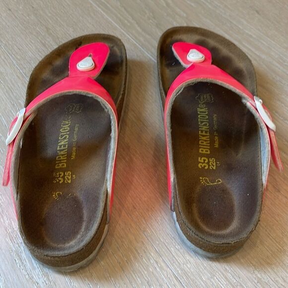 Birkenstock Gizeh BF Patent Candy Pink Sandals, Size 35 - Picture 3 of 6